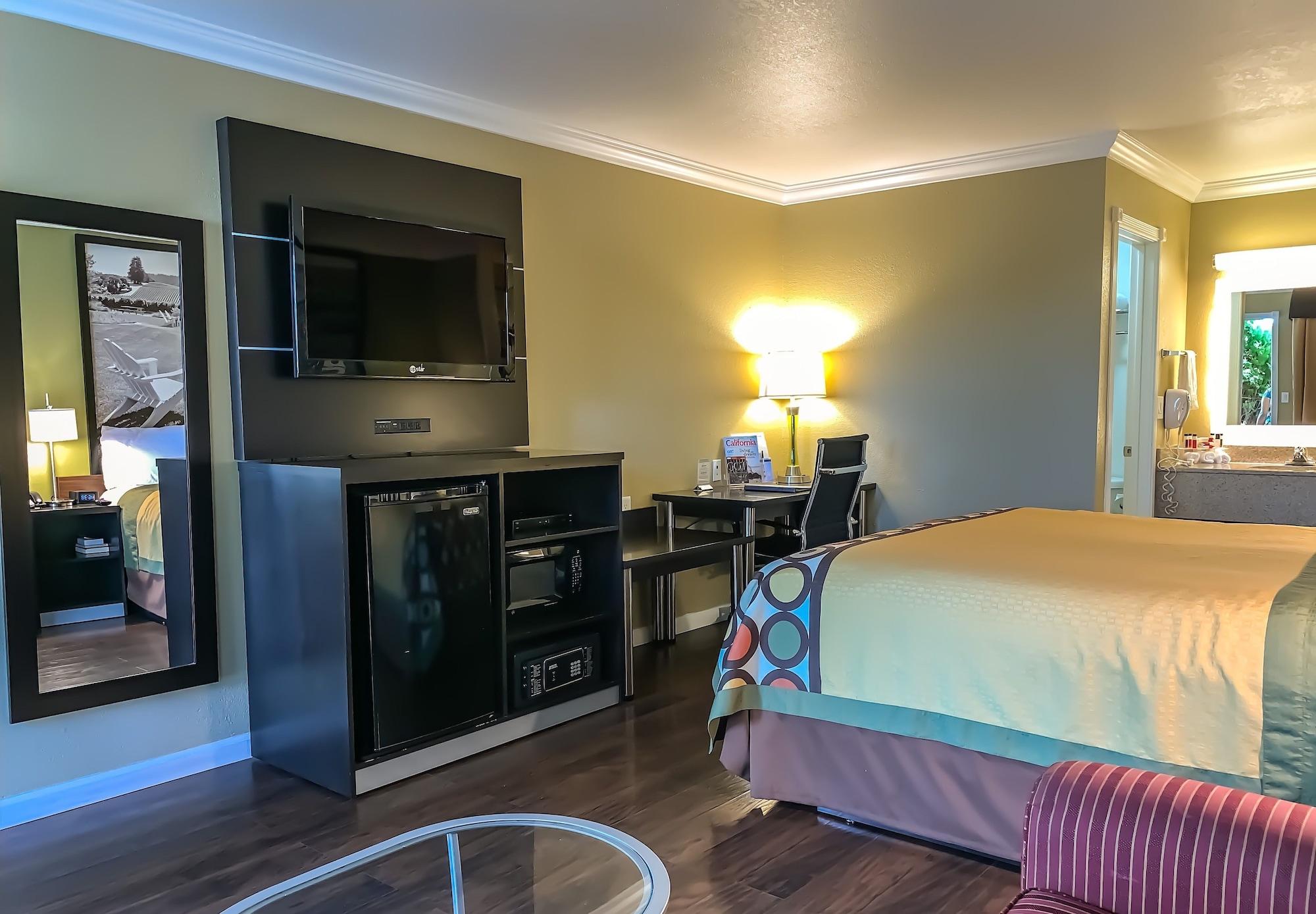 Super 8 by Wyndham Ukiah Hotel Bagian luar foto